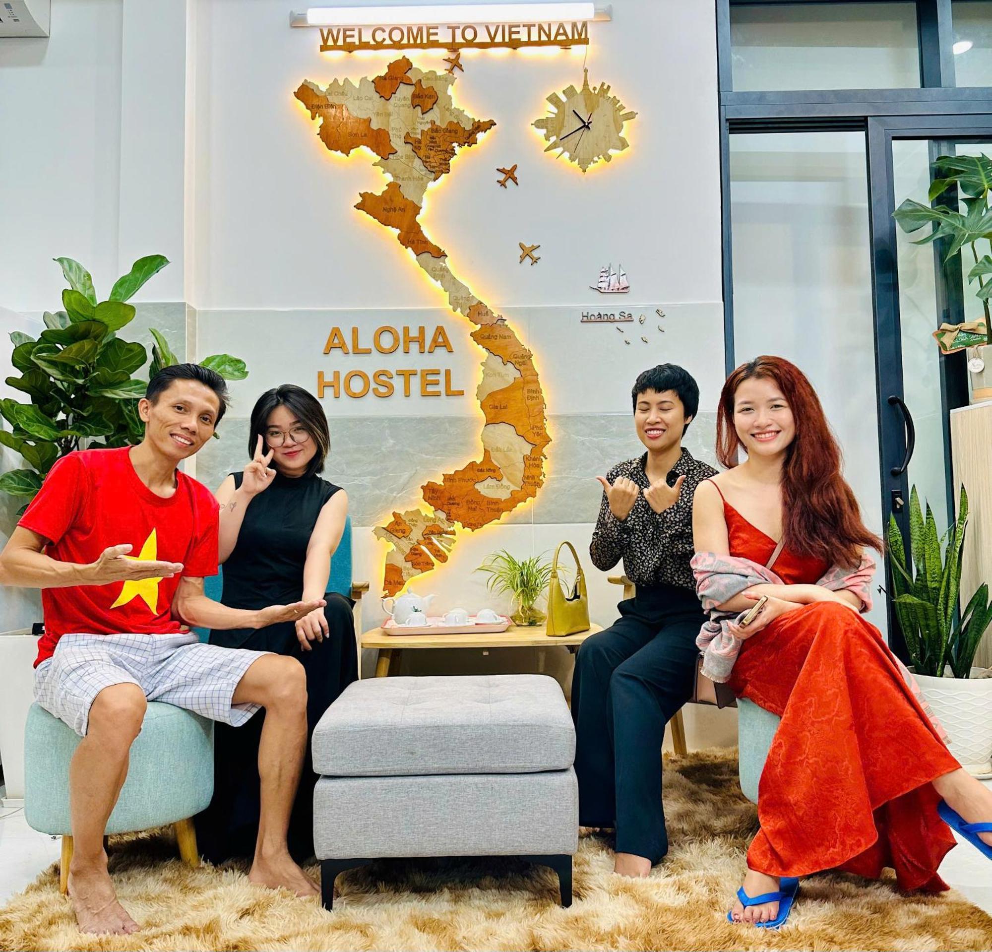 Aloha Saigon Premium Hostel By Local Travel Experts - Newly Opened, Less-Touristy Location, Spacious Rooms, Glass Shower Bathroom, Free Breakfast & Walking Tour โฮจิมินห์ซิตี้ ภายนอก รูปภาพ